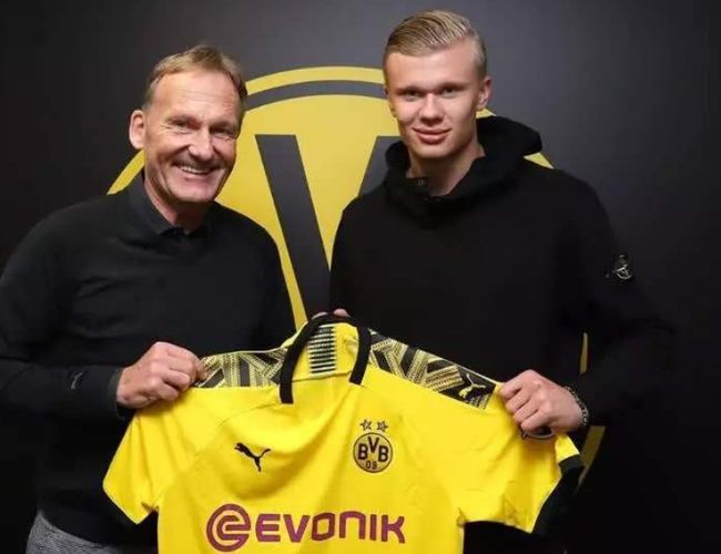 哈登的巅峰数据和实力，当年被低估了，他值得多一个MVP？